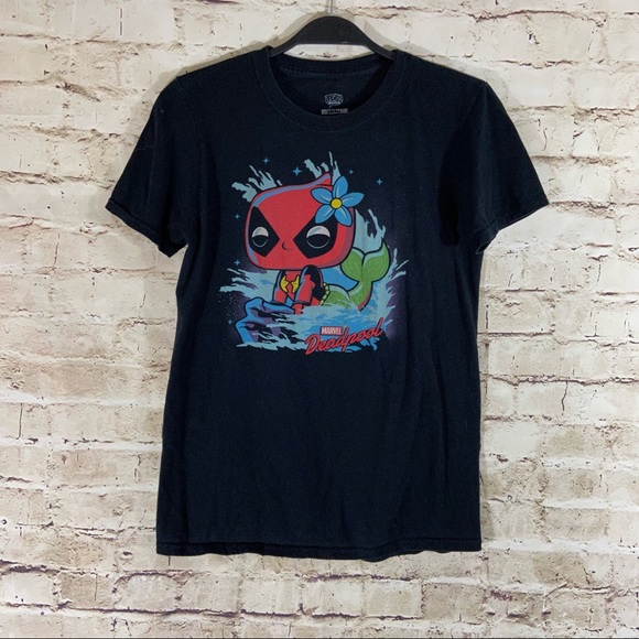 Funko Pop Deadpool Mermaid tee size small - Picture 5 of 6